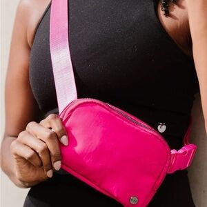 Chic Fuchsia Crossbody Bag